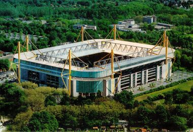 Ausbaustufen des Signal Iduna Park Dortmund